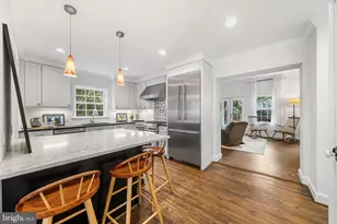 211 W Greenway Blvd W, Falls Church, VA 22046 - Photo 12