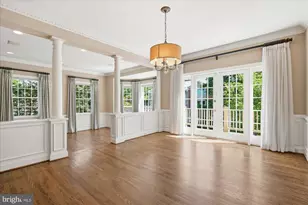 126 Gresham Pl, Falls Church, VA 22046 - Photo 10
