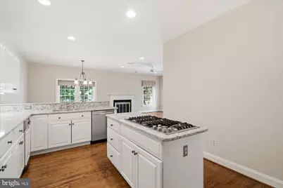 126 Gresham Place, Falls Church, VA 22046 - Photo 16