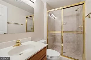 126 Gresham Pl, Falls Church, VA 22046 - Photo 40
