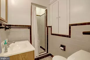 209 Tyson Dr, Falls Church, VA 22046 - Photo 20