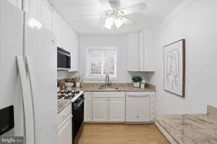 200 N Maple Ave, Falls Church, VA 22046 - Photo 10