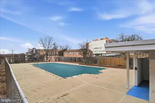 200 N Maple Ave, Falls Church, VA 22046 - Photo 26