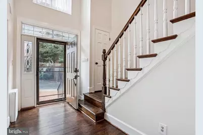308 Wrens Way, Falls Church, VA 22046 - Photo 2