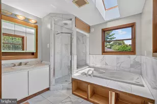 997 N Sycamore St, Falls Church, VA 22046 - Photo 40