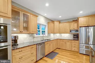 117 W George Mason Rd, Falls Church, VA 22046 - Photo 14