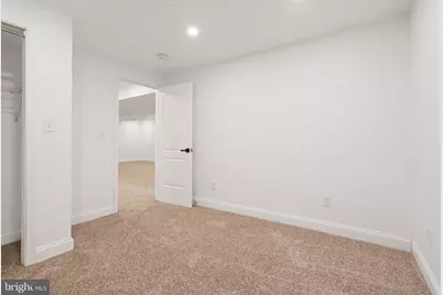 709 E Broad Street, Falls Church, VA 22046 - Photo 32