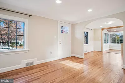 1110 Jackson Court, Falls Church, VA 22046 - Photo 2