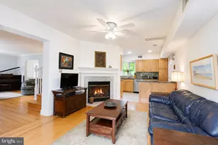 215 W George Mason Road W, Falls Church, VA 22046 - Photo 20