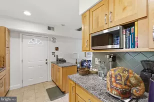 215 W George Mason Road W, Falls Church, VA 22046 - Photo 14