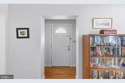 215 W George Mason Road W, Falls Church, VA 22046 - Photo 4
