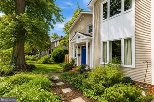 215 W George Mason Road W, Falls Church, VA 22046 - Photo 2