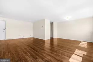 200 N Maple Ave, Falls Church, VA 22046 - Photo 2