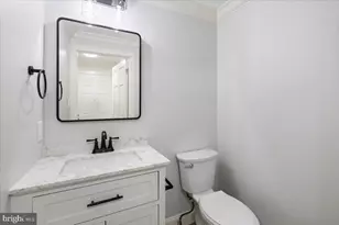 285 Gundry Dr, Falls Church, VA 22046 - Photo 14