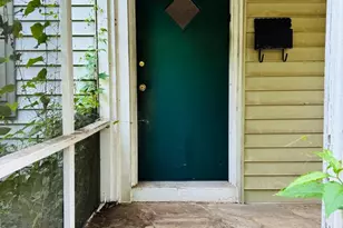 123 W Westmoreland Rd, Falls Church, VA 22046 - Photo 2