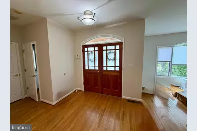 904 Lincoln Avenue, Falls Church, VA 22046 - Photo 2