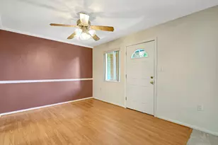 200 N Maple Ave, Falls Church, VA 22046 - Photo 10