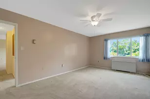 200 N Maple Ave, Falls Church, VA 22046 - Photo 26
