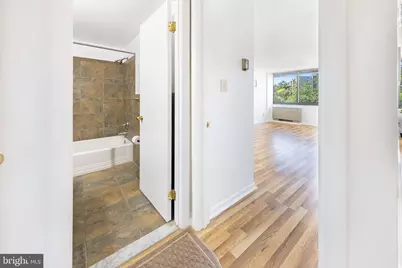 600 Roosevelt Boulevard #415, Falls Church, VA 22044 - Photo 16