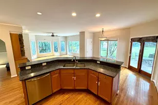 904 Lincoln Ave, Falls Church, VA 22046 - Photo 14