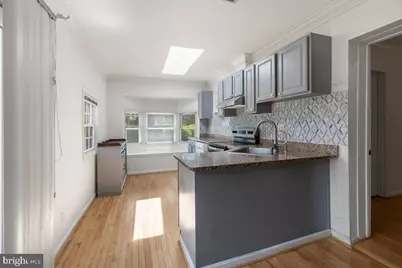 202 S Cherry Street, Falls Church, VA 22042 - Photo 2