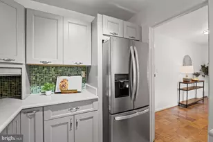 200 N Maple Ave, Falls Church, VA 22046 - Photo 20