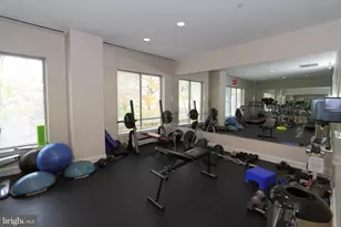 513 W Broad St, Falls Church, VA 22046 - Photo 28