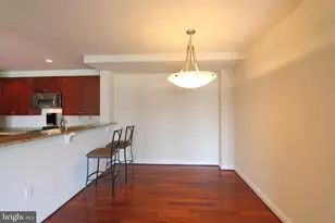 513 W Broad St, Falls Church, VA 22046 - Photo 8