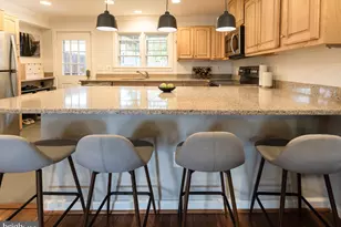 202 S Virginia Ave, Falls Church, VA 22046 - Photo 4