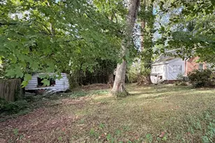 320 N Pennsylvania Ave, Falls Church, VA 22046 - Photo 4