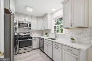 105 Rees Pl, Falls Church, VA 22046 - Photo 14