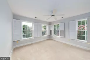 101 Gresham Pl, Falls Church, VA 22046 - Photo 22