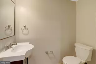 321 Gundry, Falls Church, VA 22046 - Photo 48