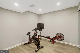 321 Gundry, Falls Church, VA 22046 - Photo 44