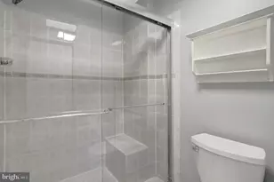 321 Gundry, Falls Church, VA 22046 - Photo 24