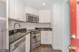 210 Sophia St, Fredericksburg, VA 22401 - Photo 8