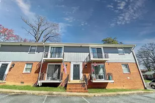 1419 Dandridge St, Fredericksburg, VA 22401 - Photo 1