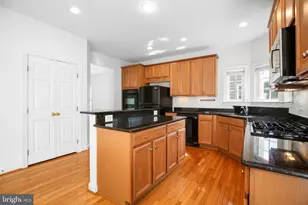 1002 Dorthea Ct, Fredericksburg, VA 22401 - Photo 6