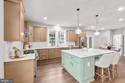 913 Sylvania Avenue, Fredericksburg, VA 22401 - Photo 2