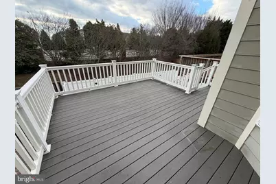 1018 Hotchkiss Place, Fredericksburg, VA 22401 - Photo 4