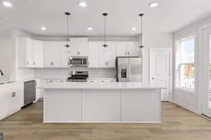 438 Germania St, Fredericksburg, VA 22401 - Photo 8