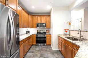 621 Cobblestone Blvd, Fredericksburg, VA 22401 - Photo 2