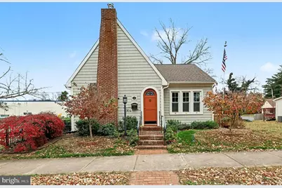 904 Hanover Street, Fredericksburg, VA 22401 - Photo 1