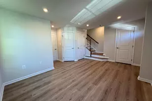 1100 Rampart Dr, Fredericksburg, VA 22401 - Photo 4