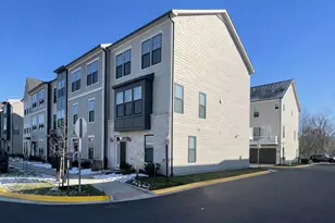 301 Willis St, Fredericksburg, VA 22401 - Photo 2