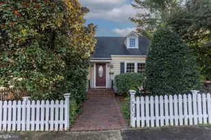 504 Hawke St, Fredericksburg, VA 22401 - Photo 4