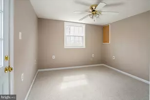 181 Longstreet Ave, Fredericksburg, VA 22401 - Photo 12