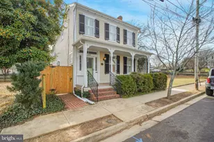 204 Fauquier St, Fredericksburg, VA 22401 - Photo 2