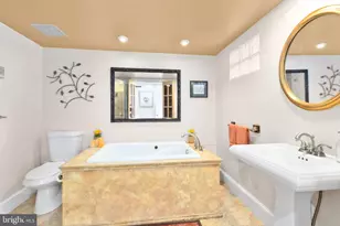 809 Caroline St, Fredericksburg, VA 22401 - Photo 8