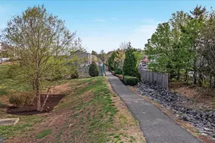 1216 Hudgins Farm Cir, Fredericksburg, VA 22408 - Photo 46